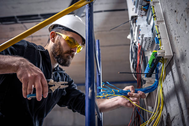 Best Electrical Installation Contractor  in Sconsin Dells, WI